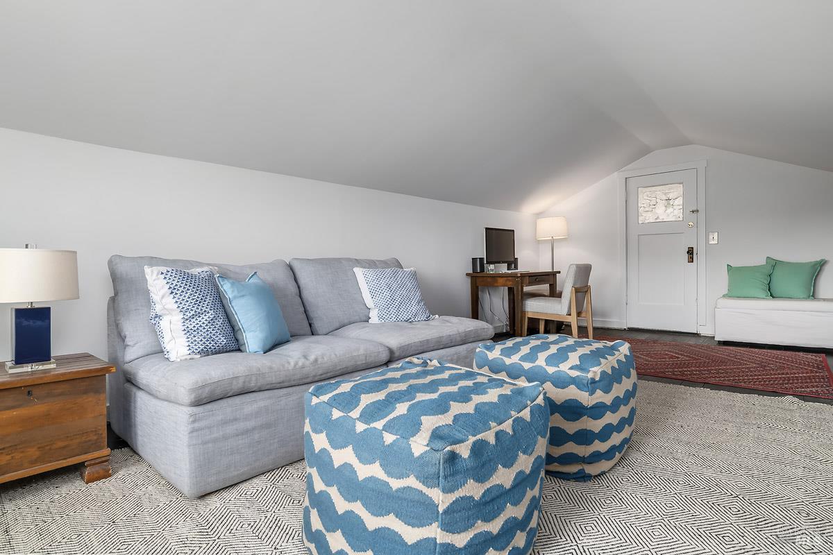 54 Hillside Avenue