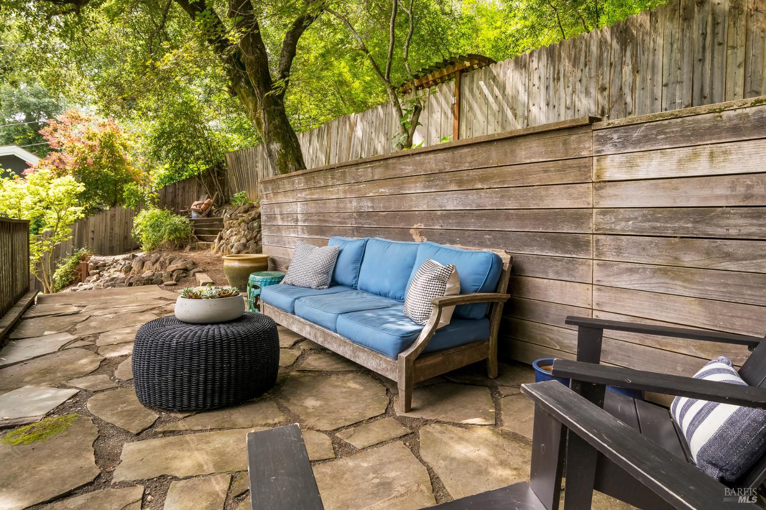 54 Hillside Avenue