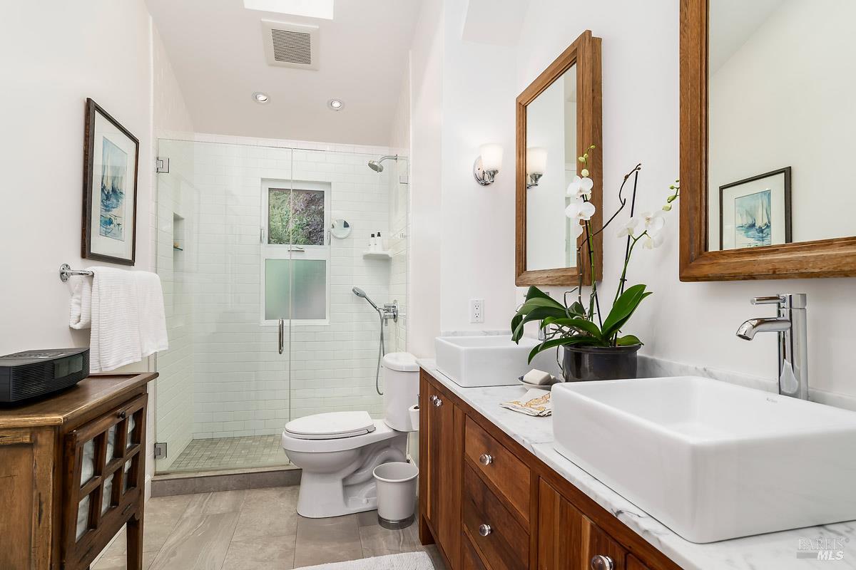 54 Hillside Avenue