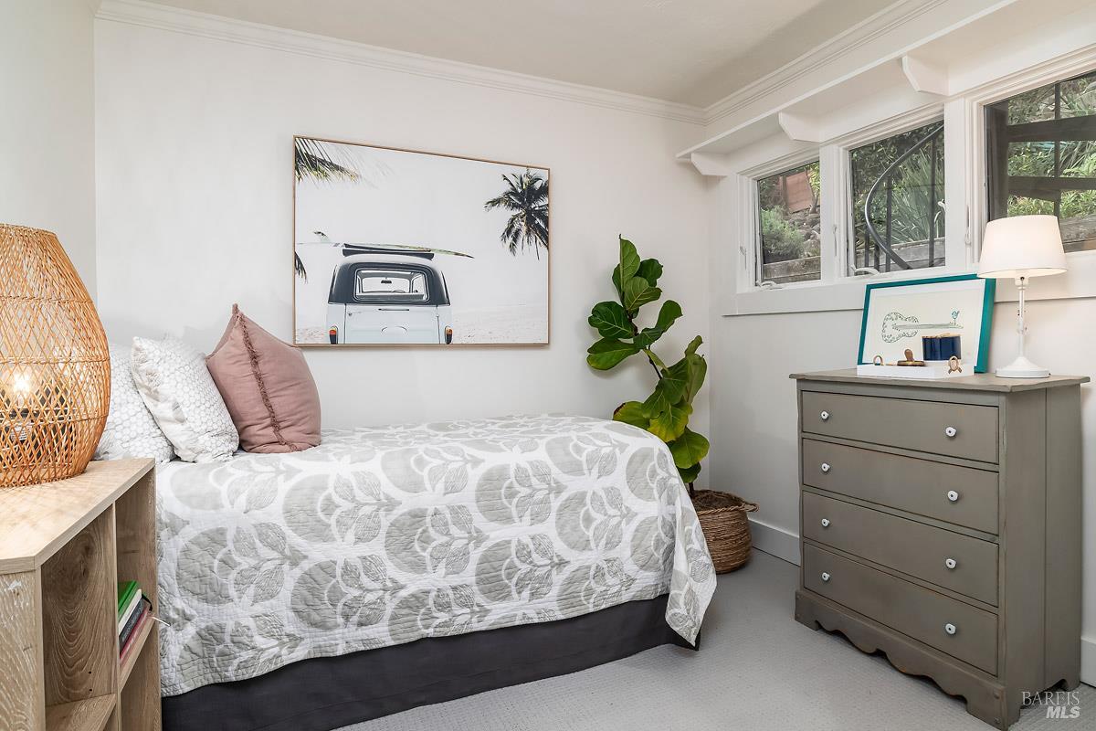 54 Hillside Avenue