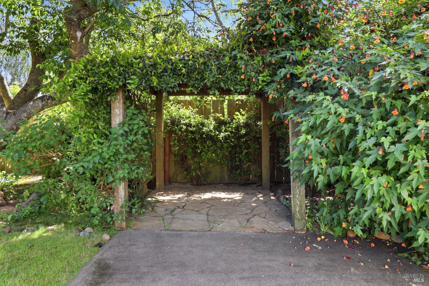 30 Walnut Avenue