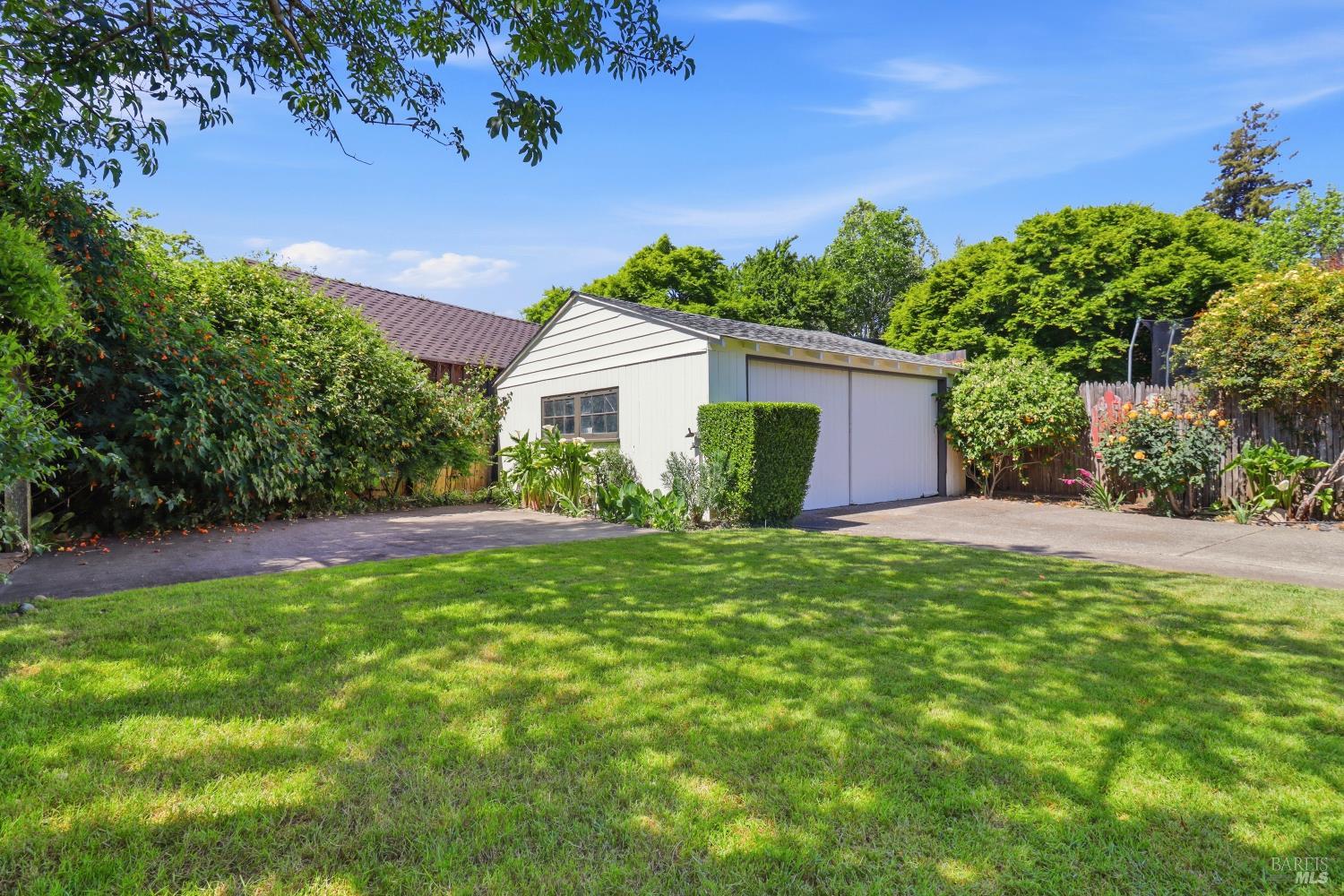 30 Walnut Avenue