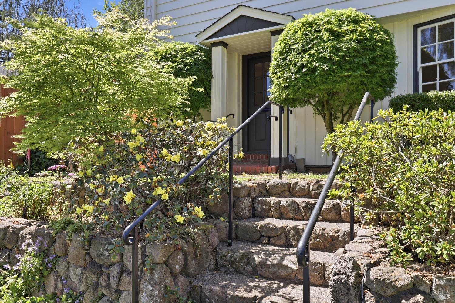 30 Walnut Avenue
