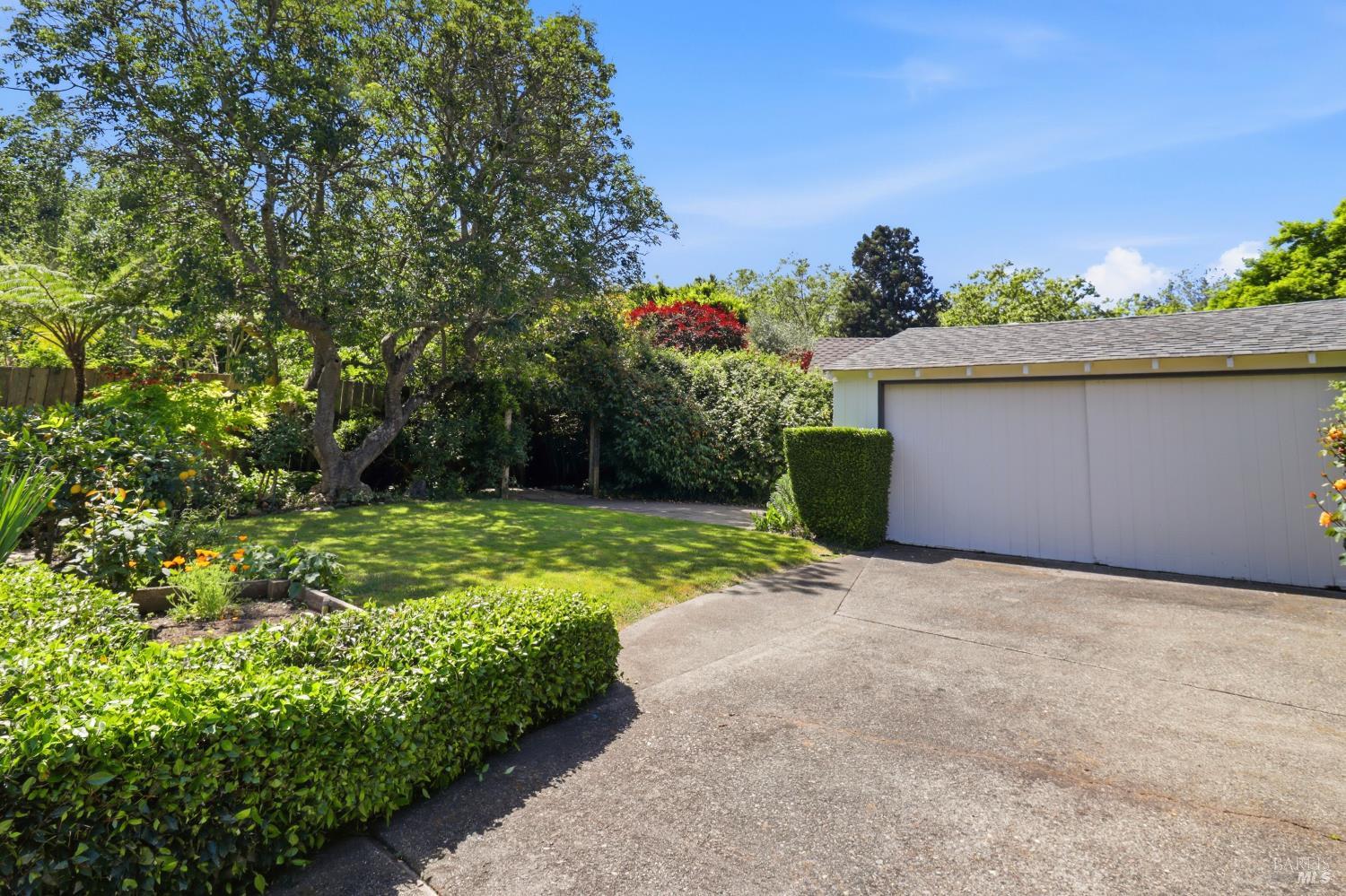 30 Walnut Avenue