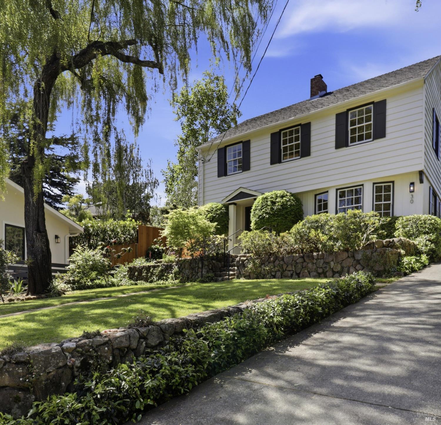 30 Walnut Avenue