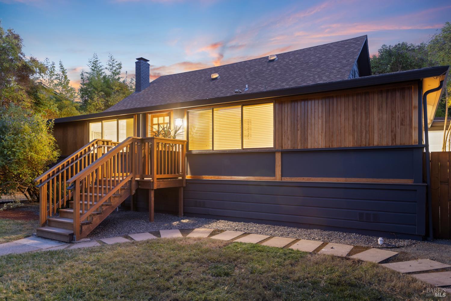 5 Hillside Avenue