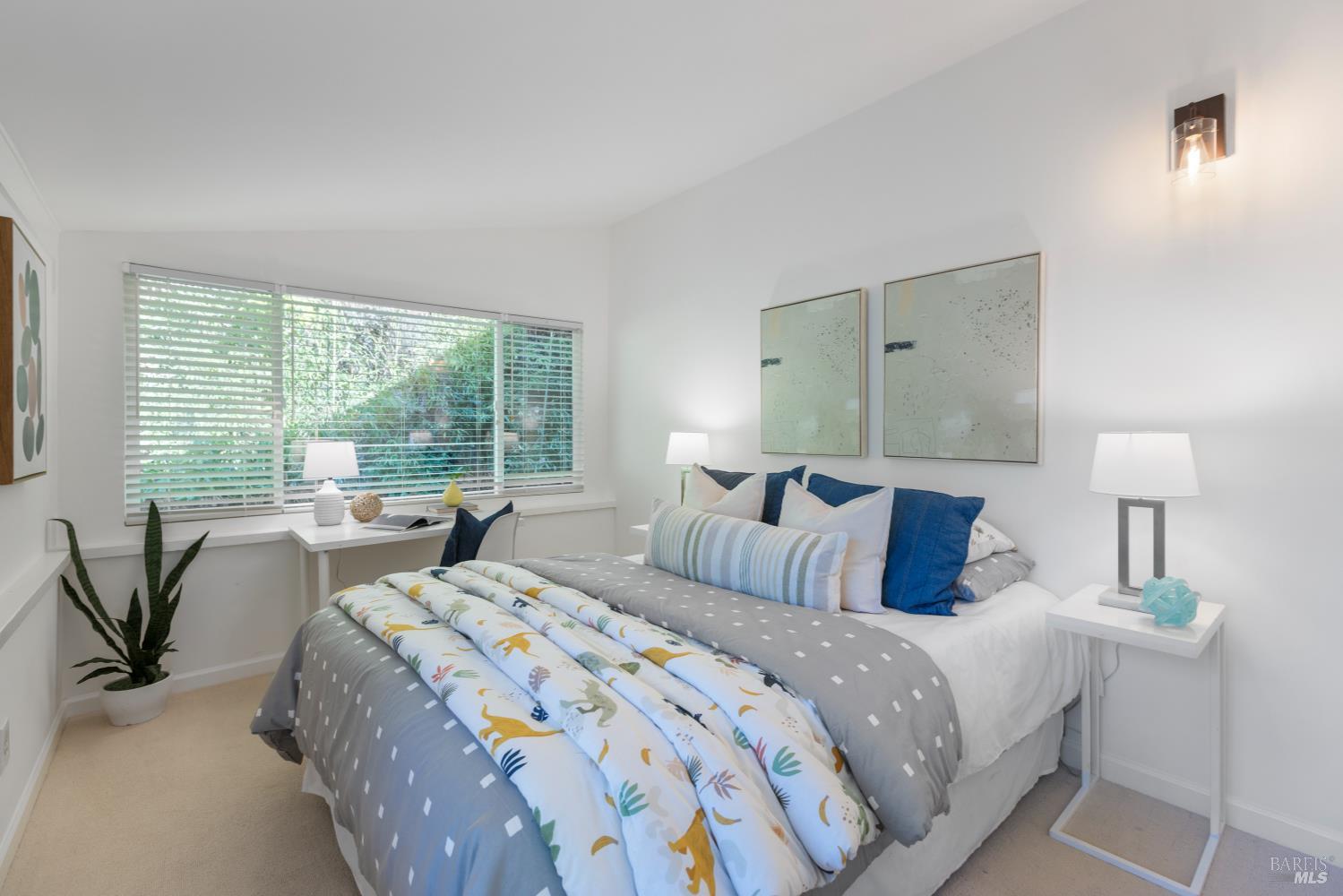 5 Hillside Avenue
