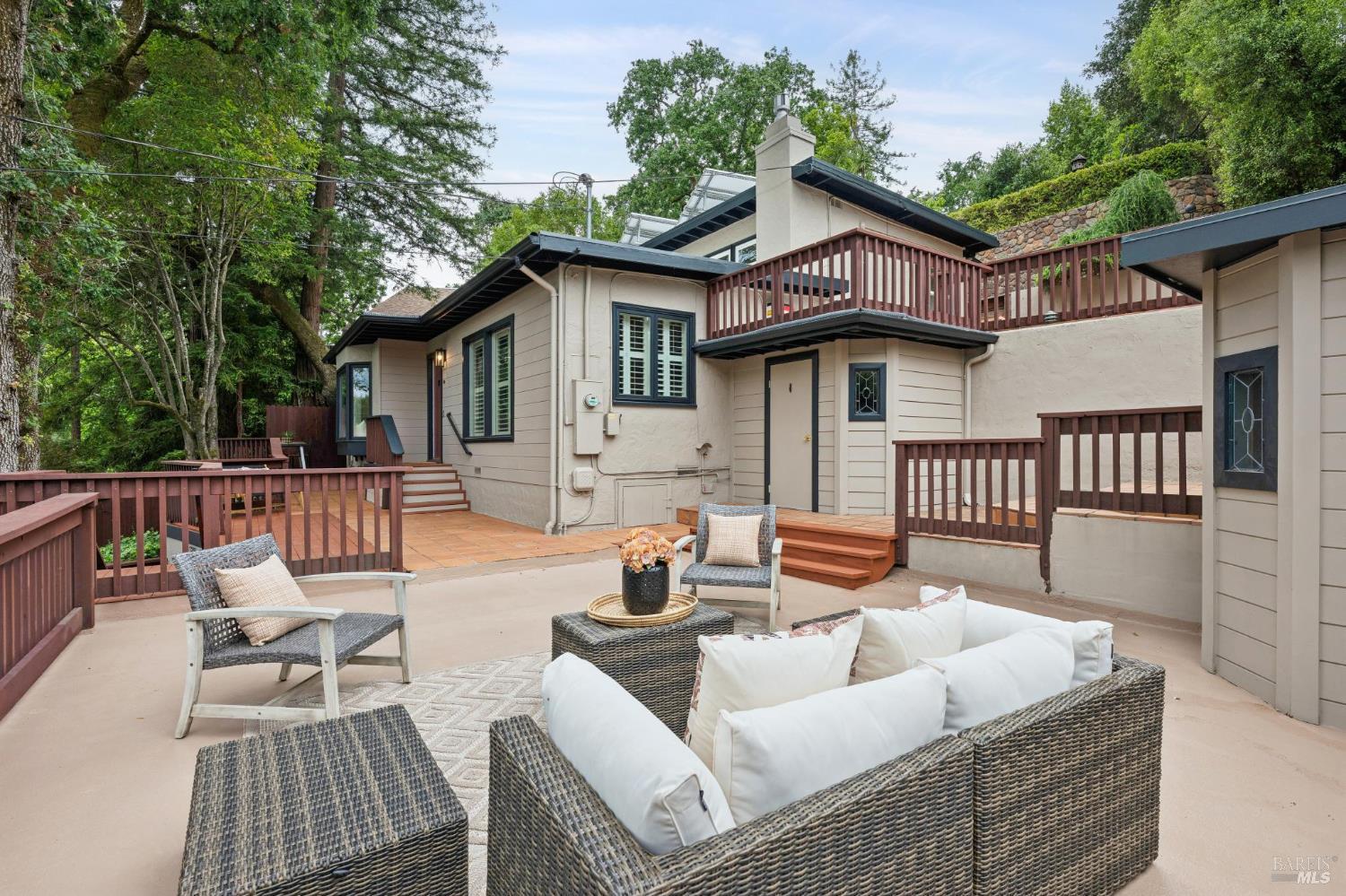 328 Laurel Avenue
