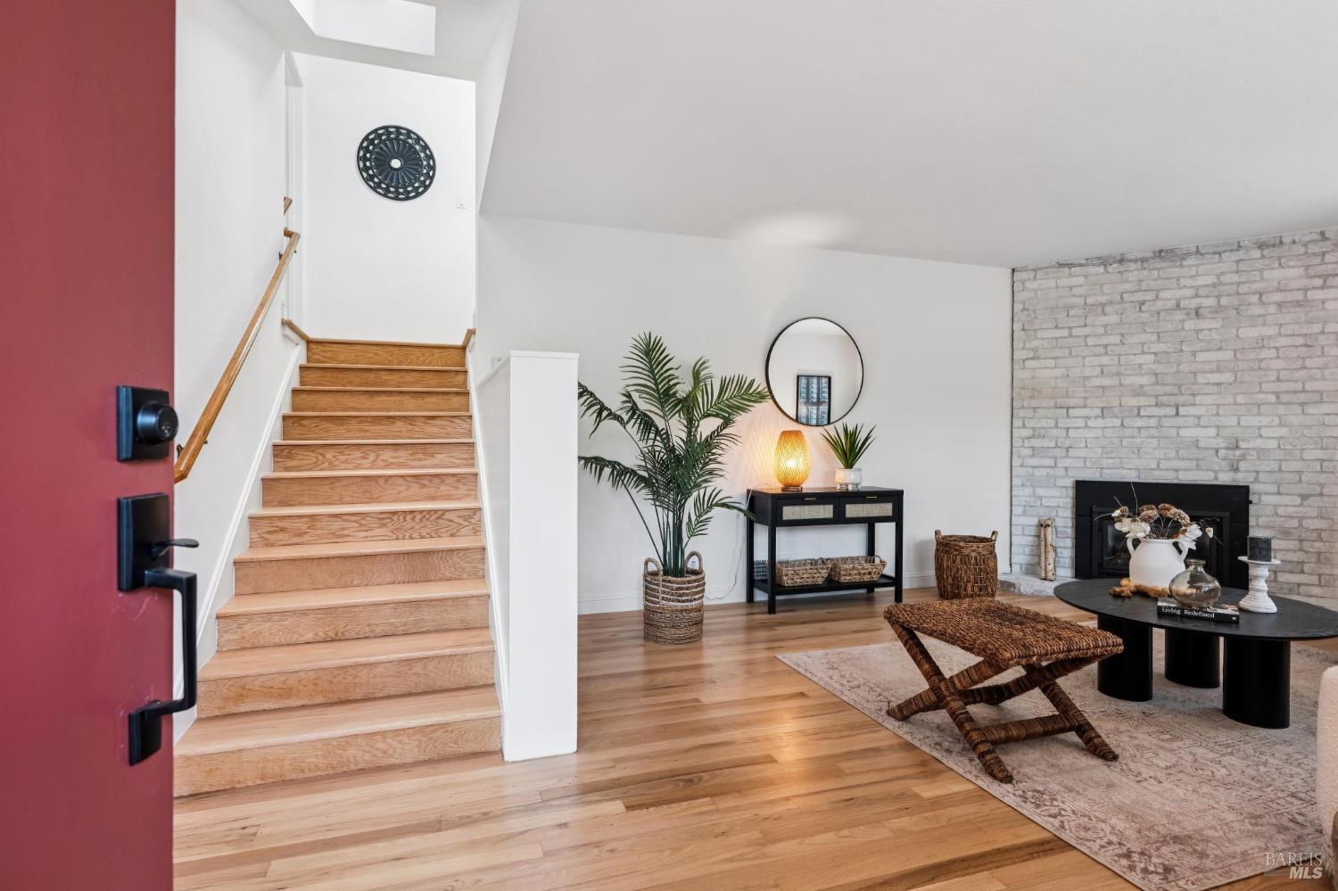 328 Laurel Avenue