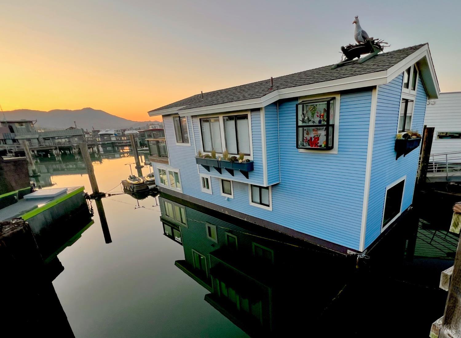 38 S 40 Dock