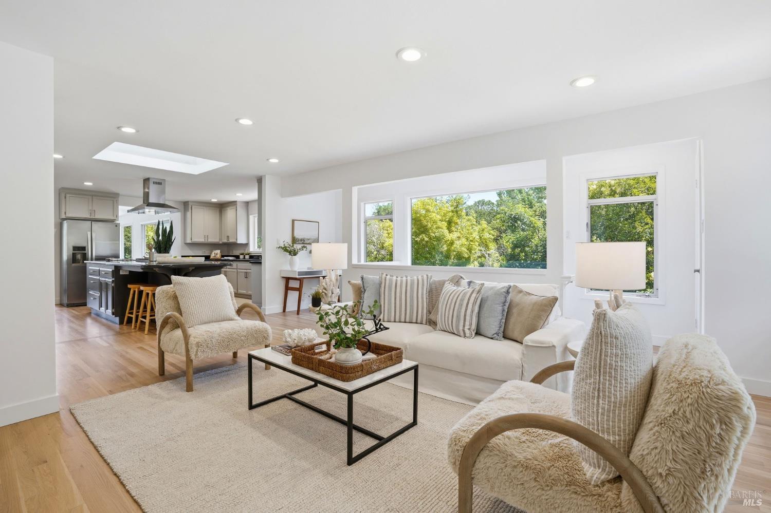 53 Circle Road