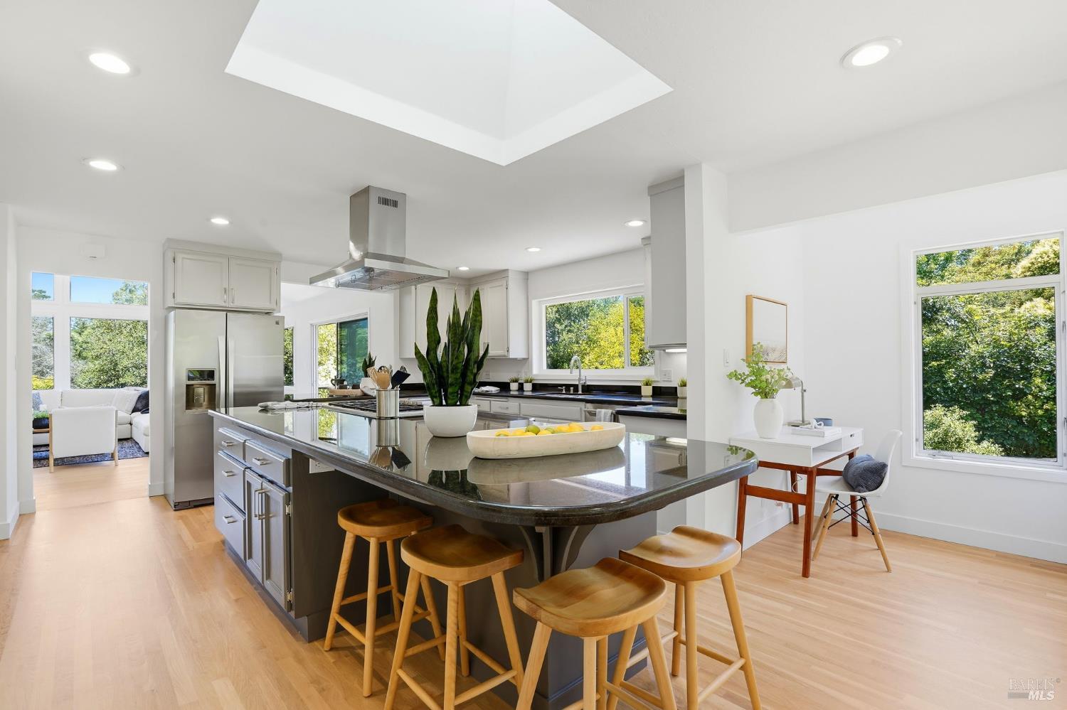 53 Circle Road