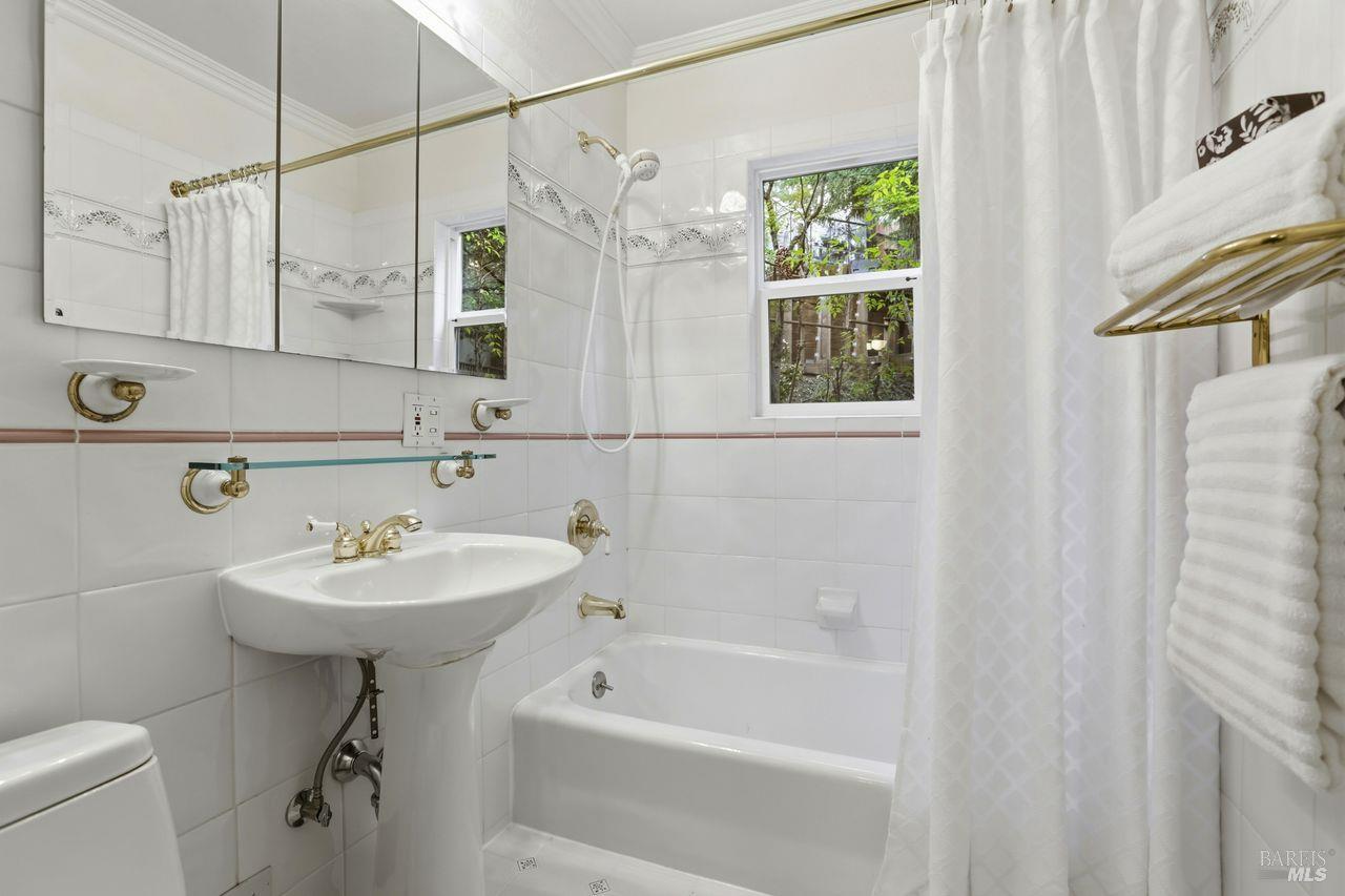 150 Tamal Vista Drive