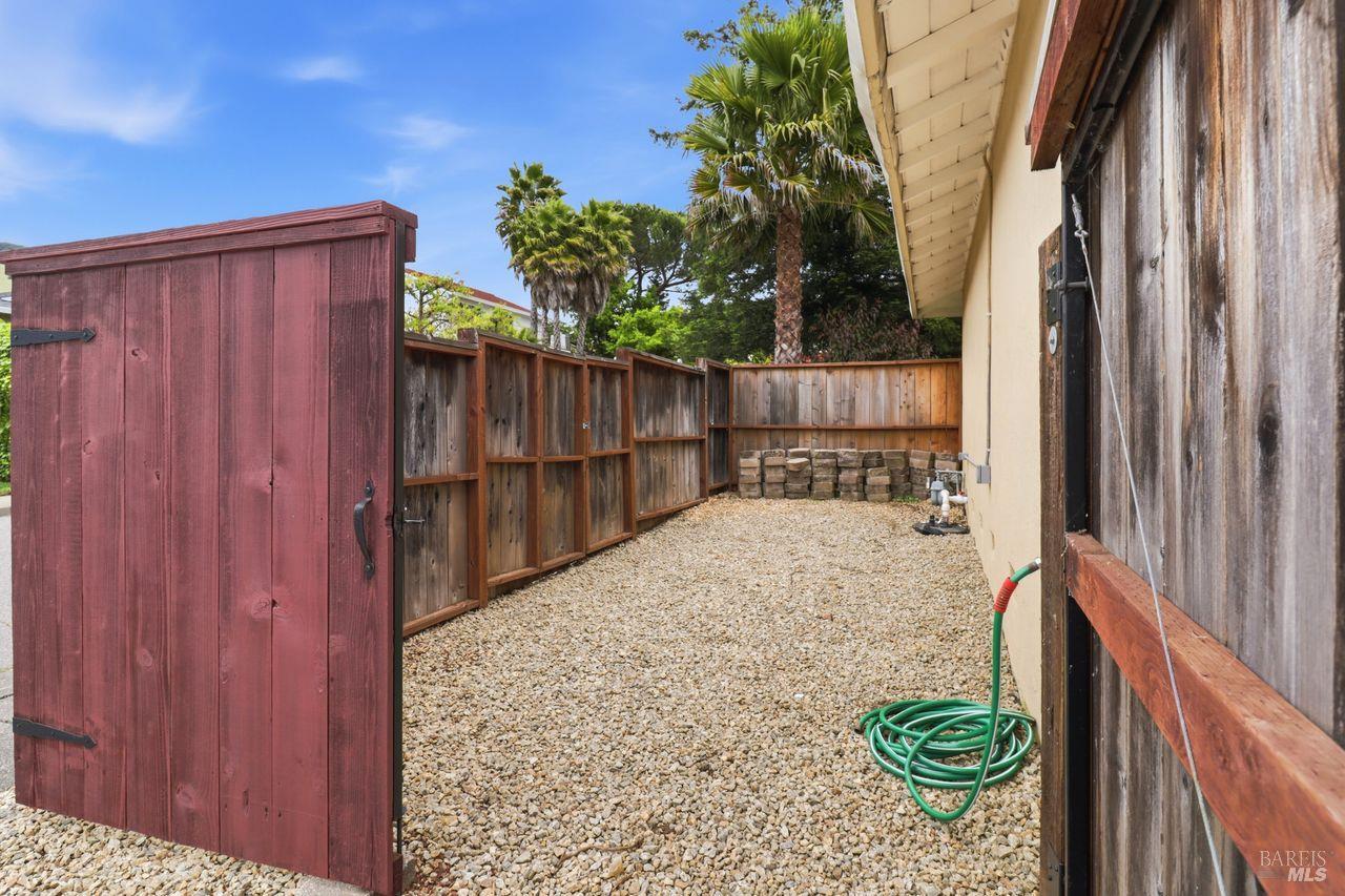 288 San Carlos Way
