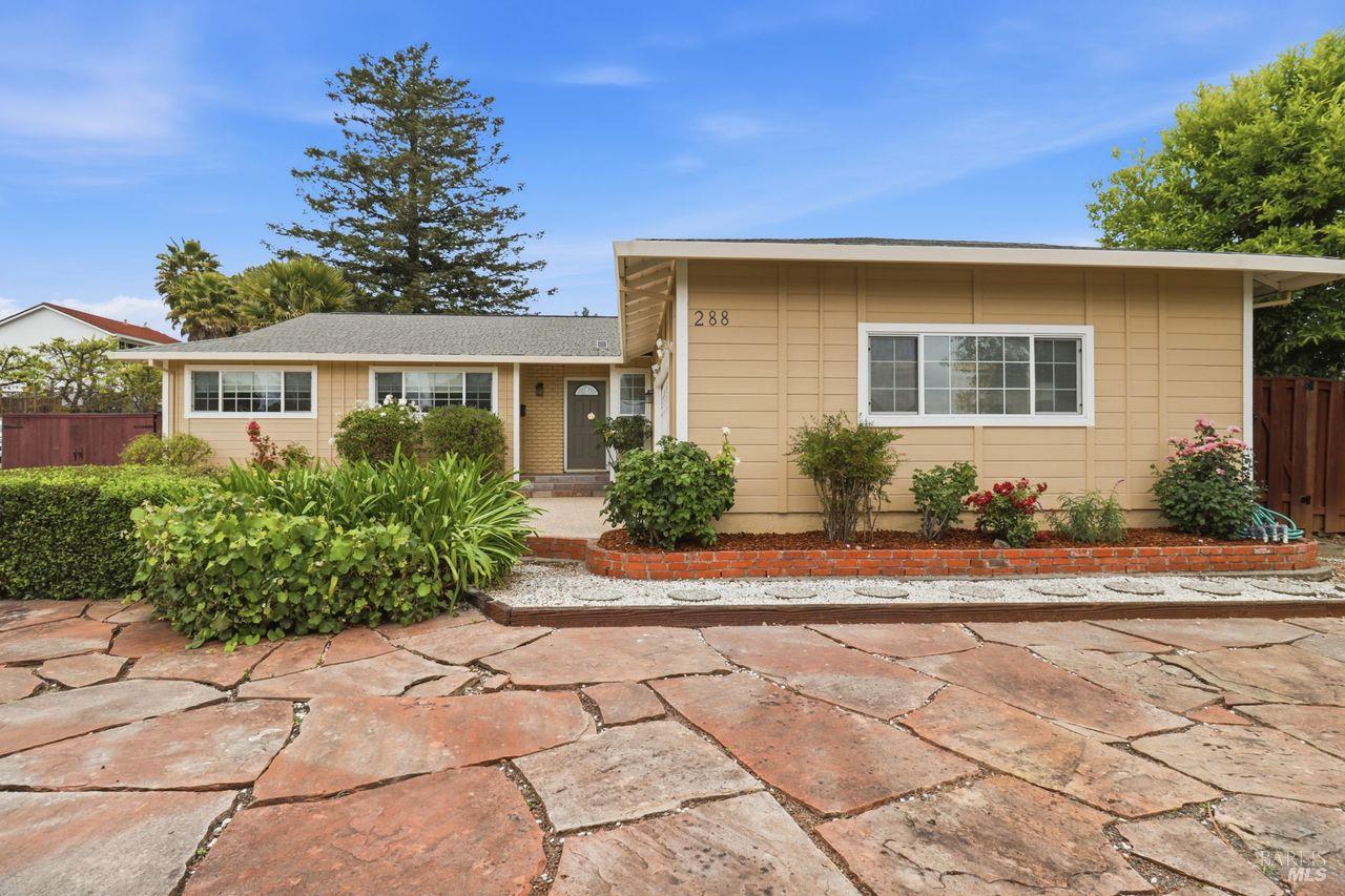 288 San Carlos Way