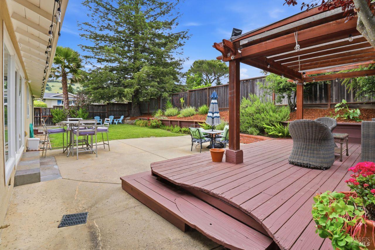 288 San Carlos Way