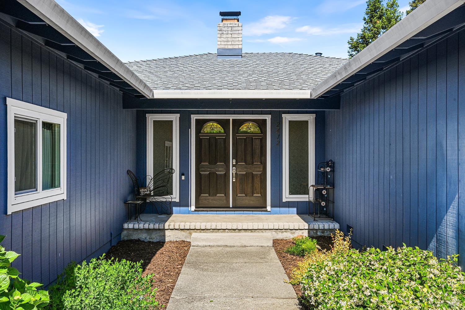 2412 Horseshoe Drive