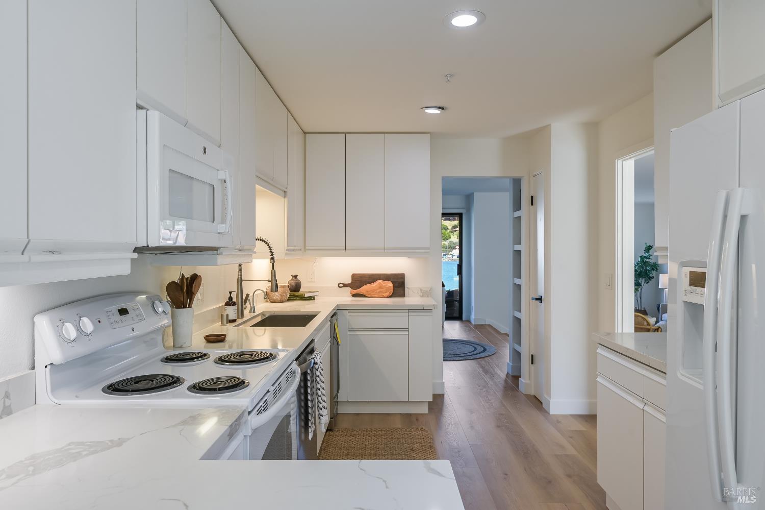 6057 Shelter Bay Avenue