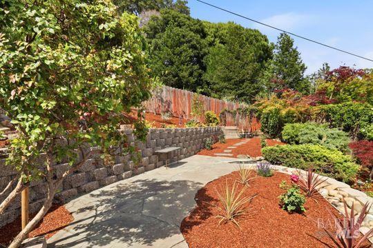 255 Bretano Way