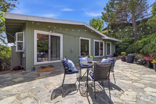 255 Bretano Way