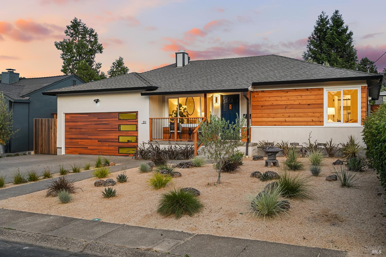 211 Mirada Avenue
