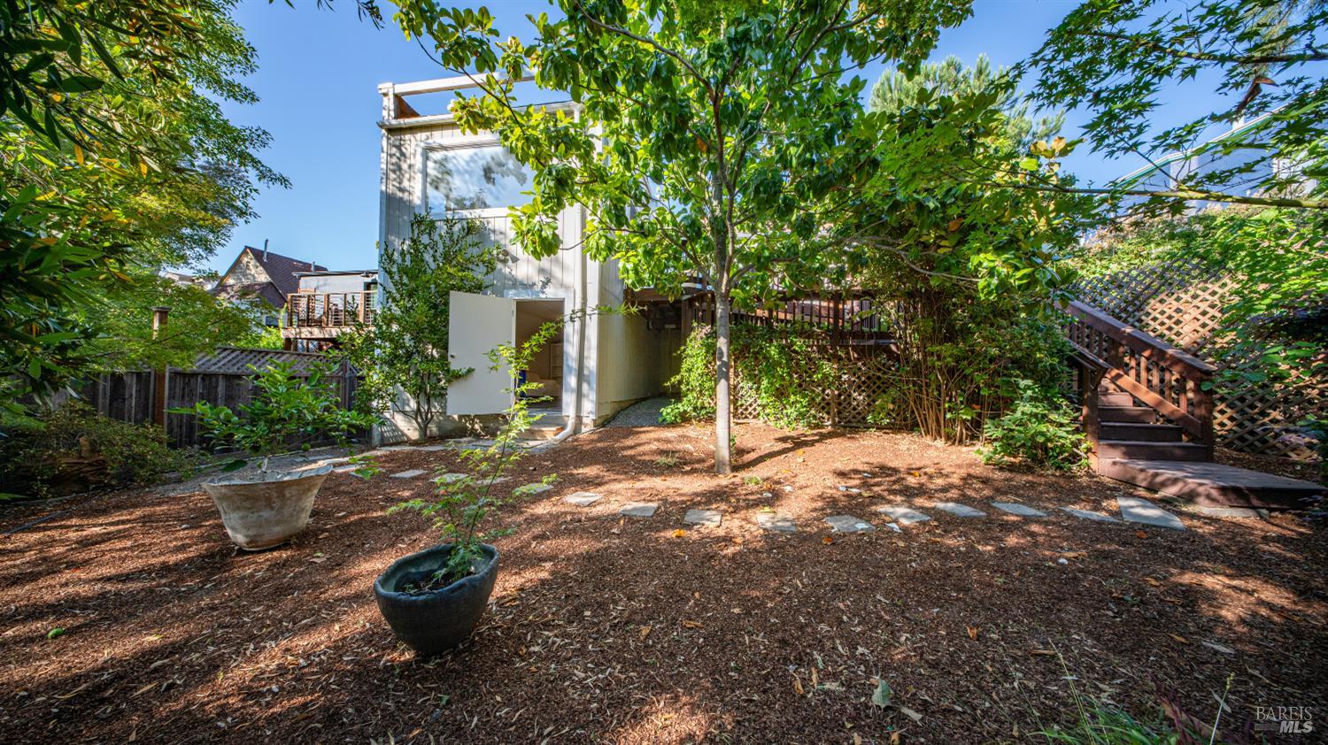 727 Sir Francis Drake Boulevard