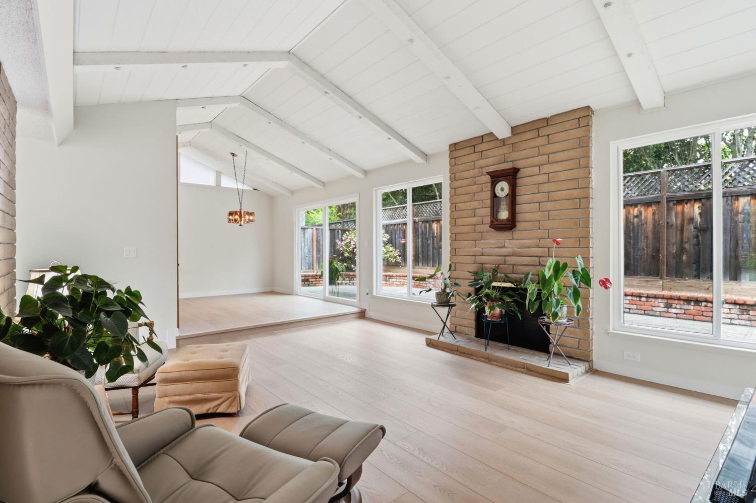240 Marin Oaks Drive
