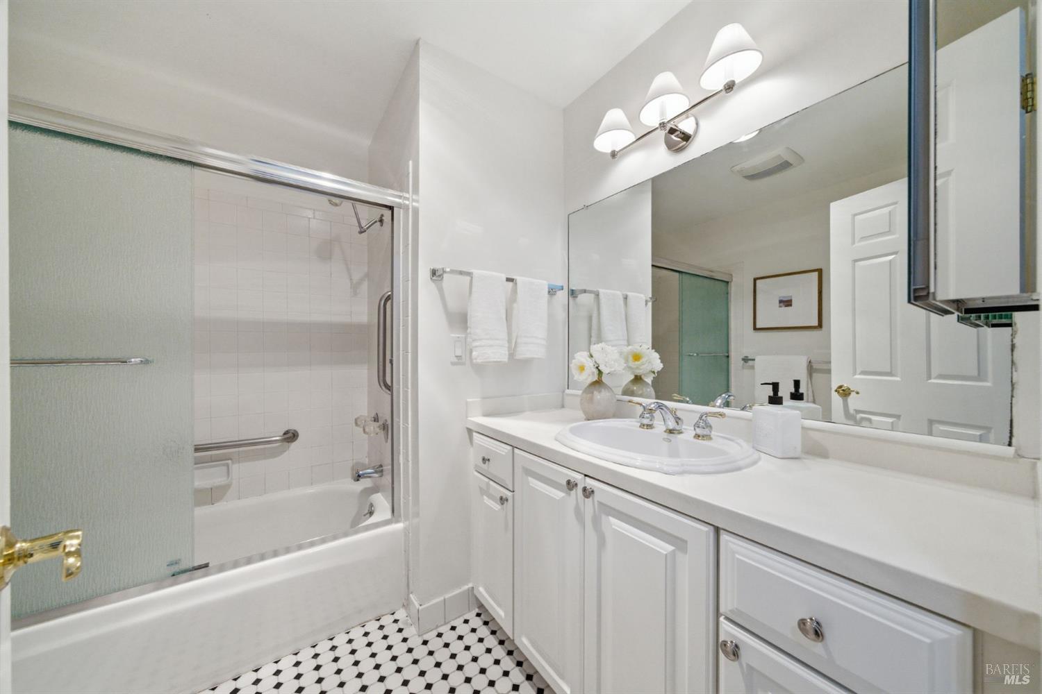820 Mission Avenue Unit: #2