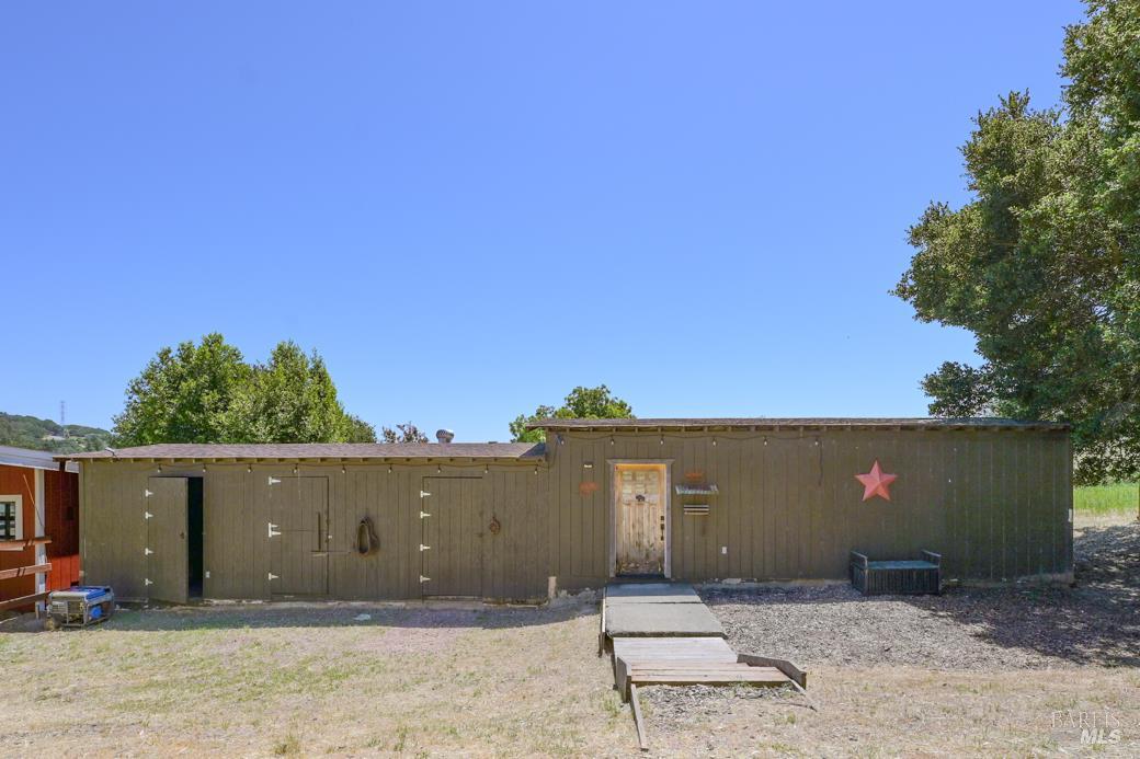 541 Atherton Avenue
