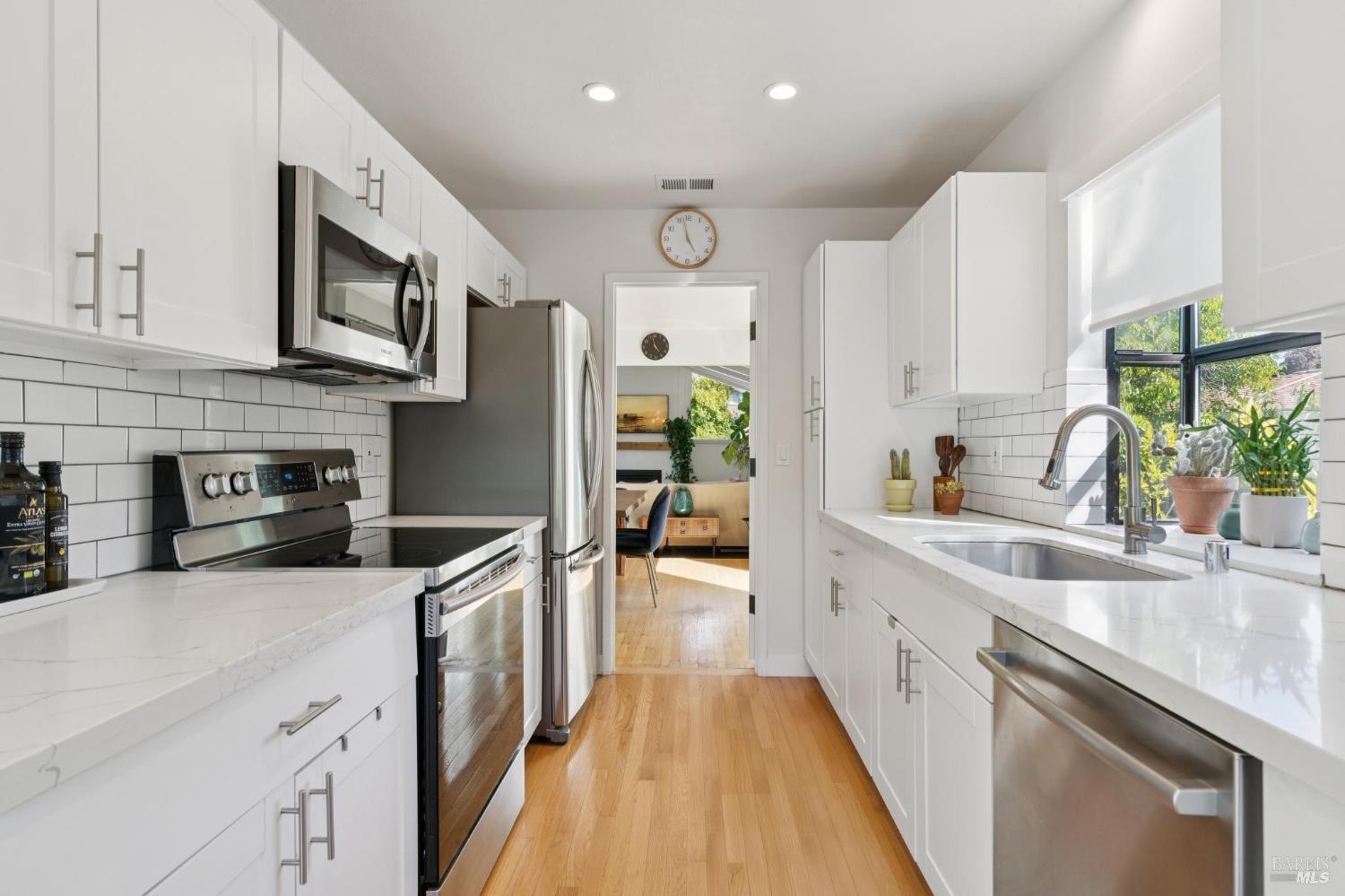 80 Upper Oak Drive