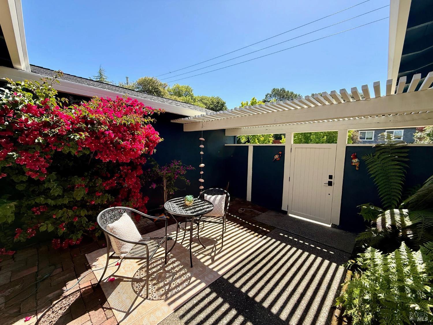 80 Upper Oak Drive