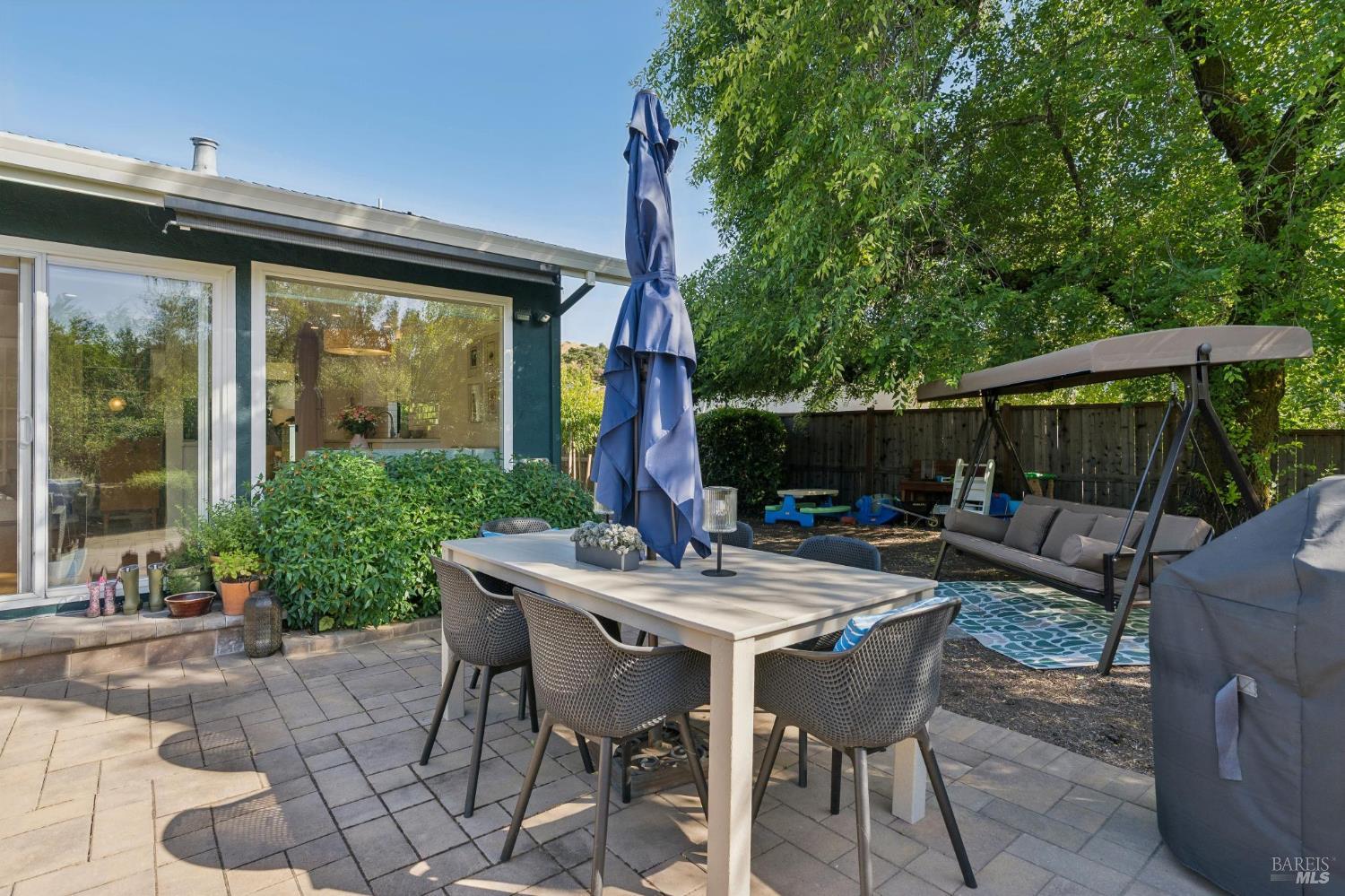 80 Upper Oak Drive