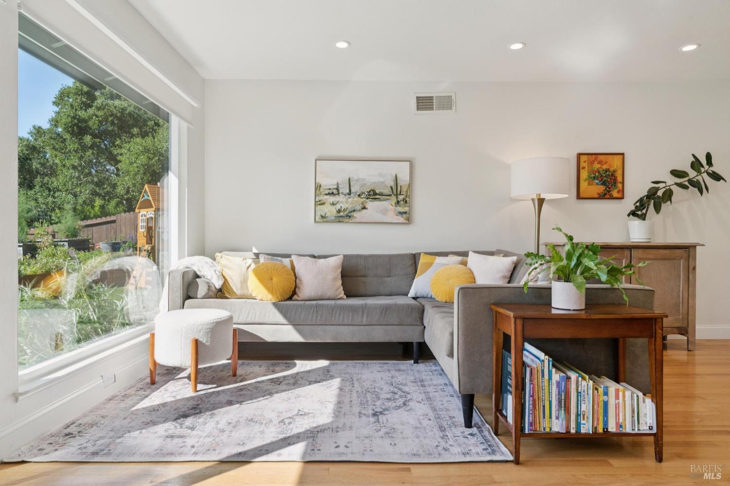 80 Upper Oak Drive