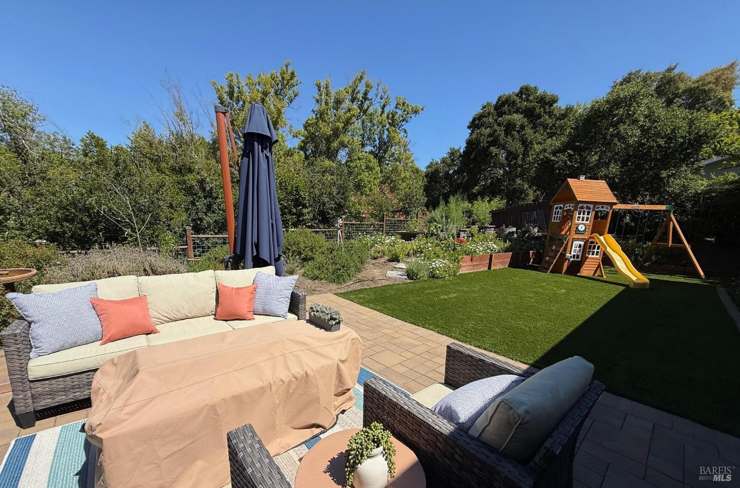 80 Upper Oak Drive