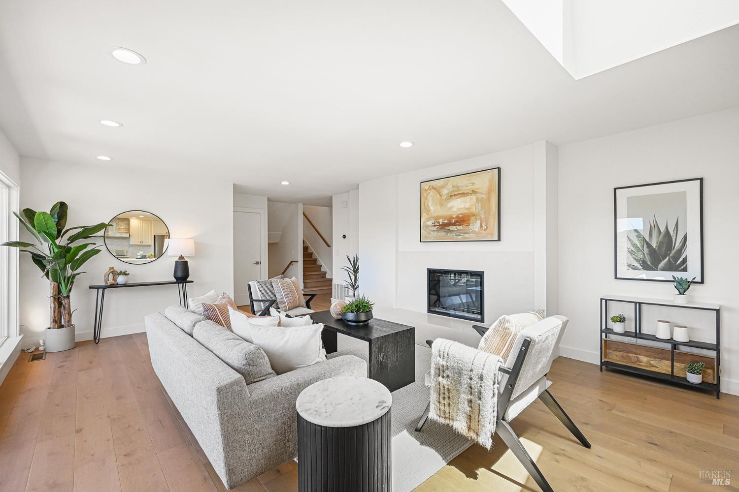 190 Drakewood Place