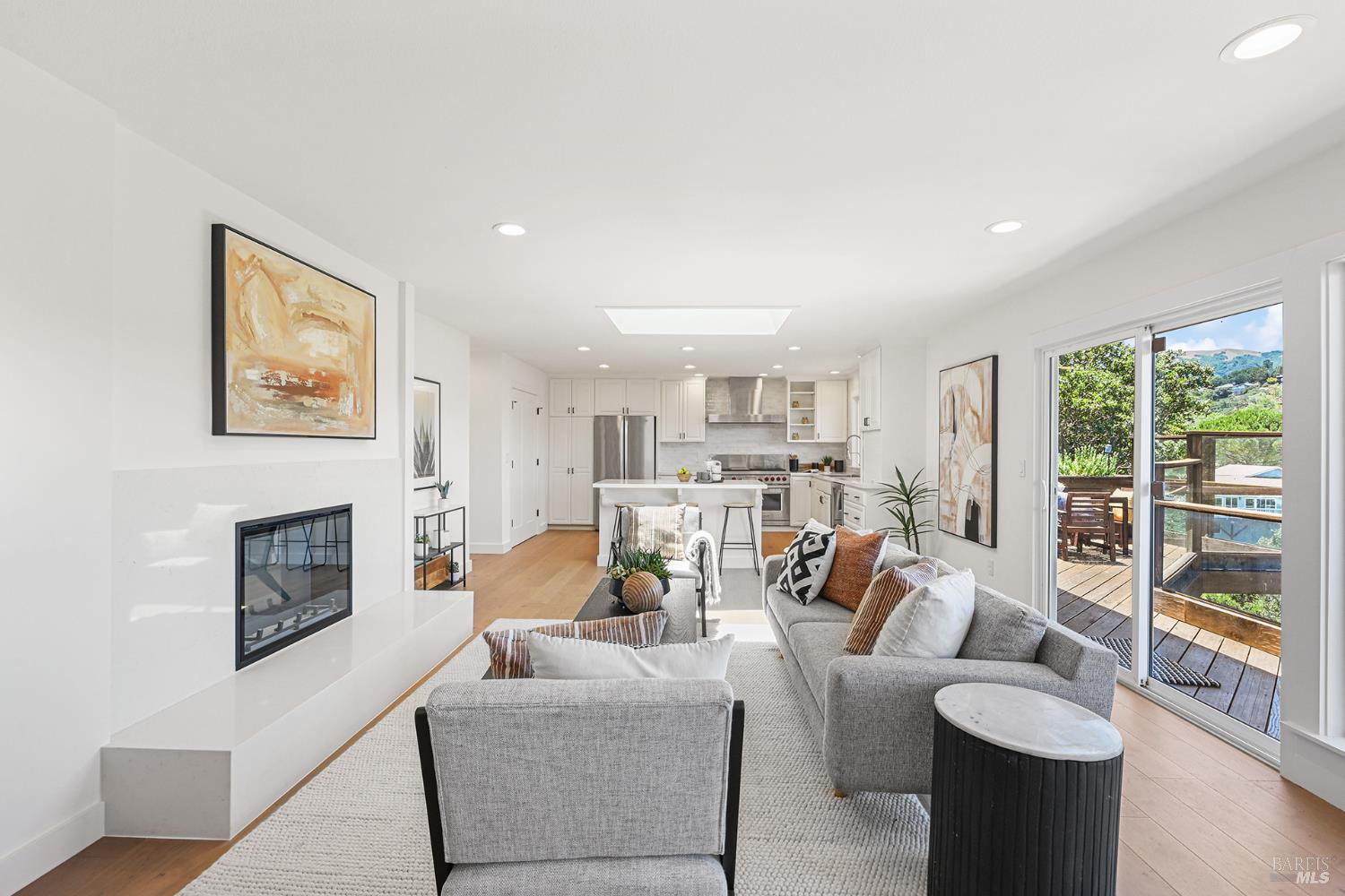 190 Drakewood Place