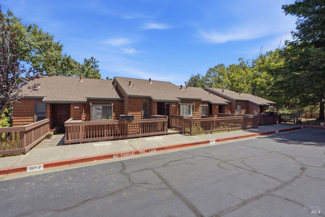 808 Arlene Way