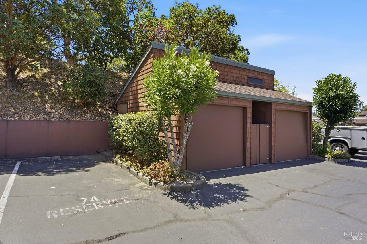 808 Arlene Way