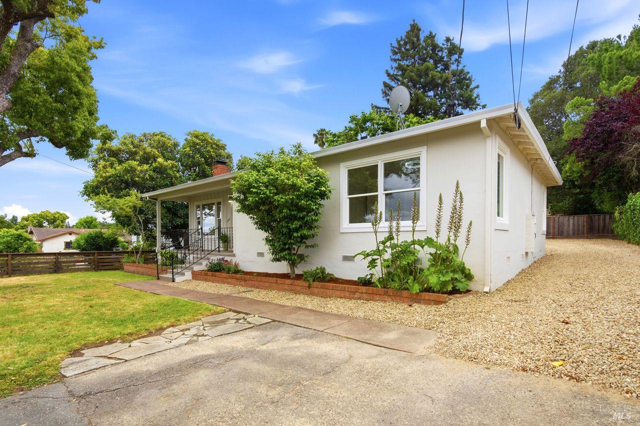 1681 Hill Road