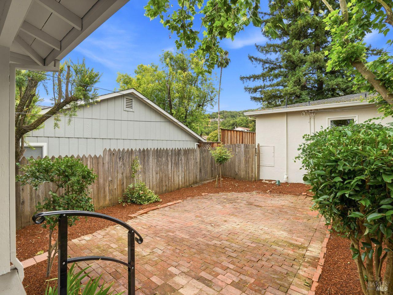1681 Hill Road