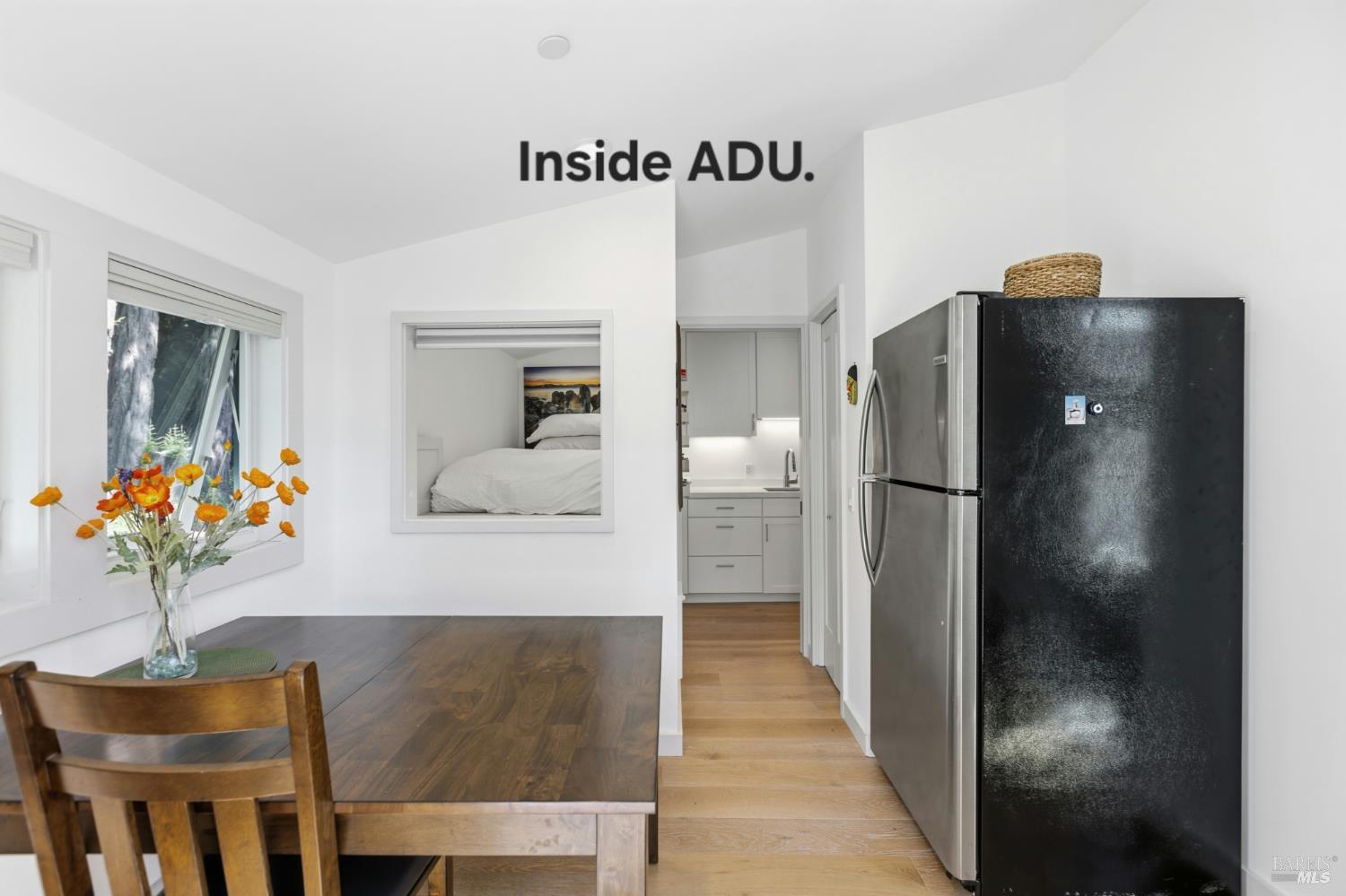15 Acacia Road