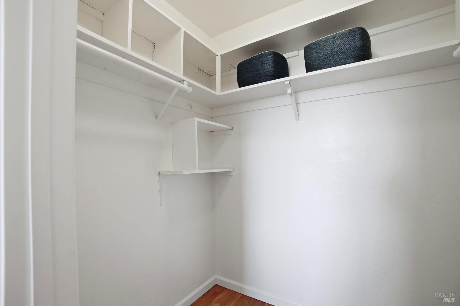 16 Chaucer Court