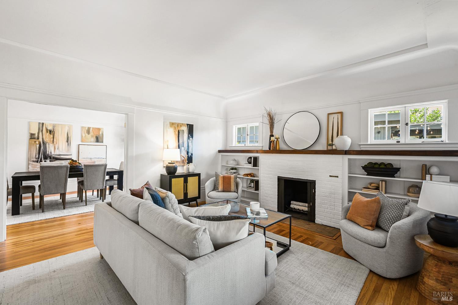 41 Sunnyside Avenue