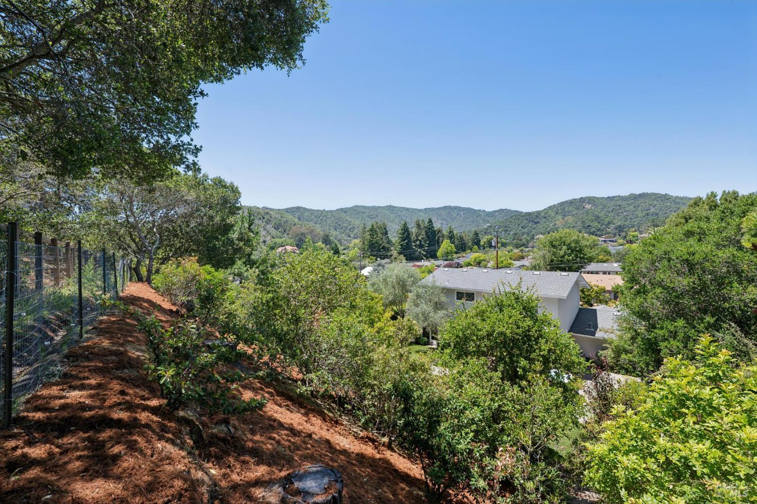 28 Castlewood Drive