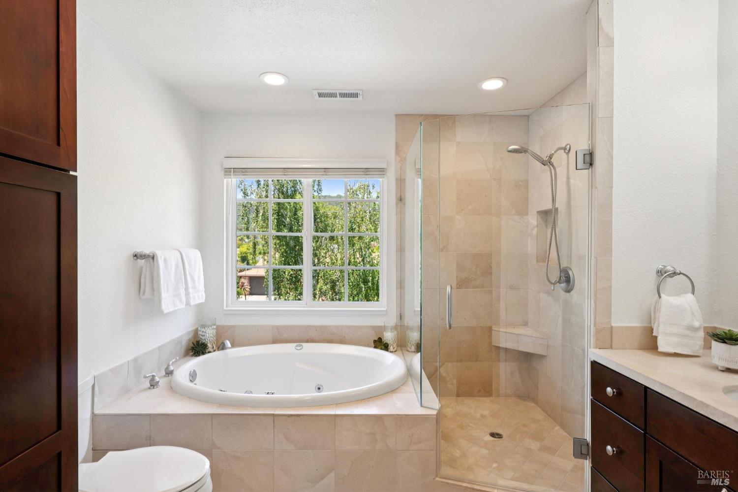 28 Castlewood Drive