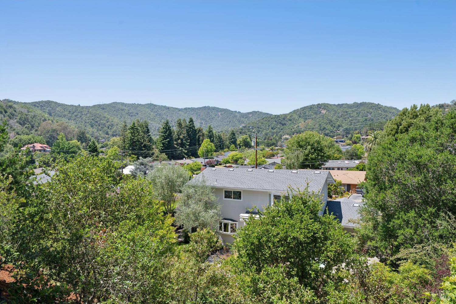 28 Castlewood Drive
