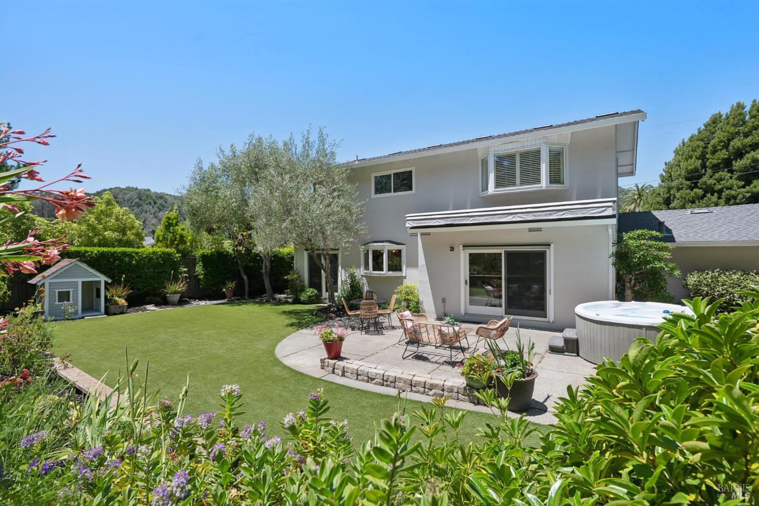 28 Castlewood Drive
