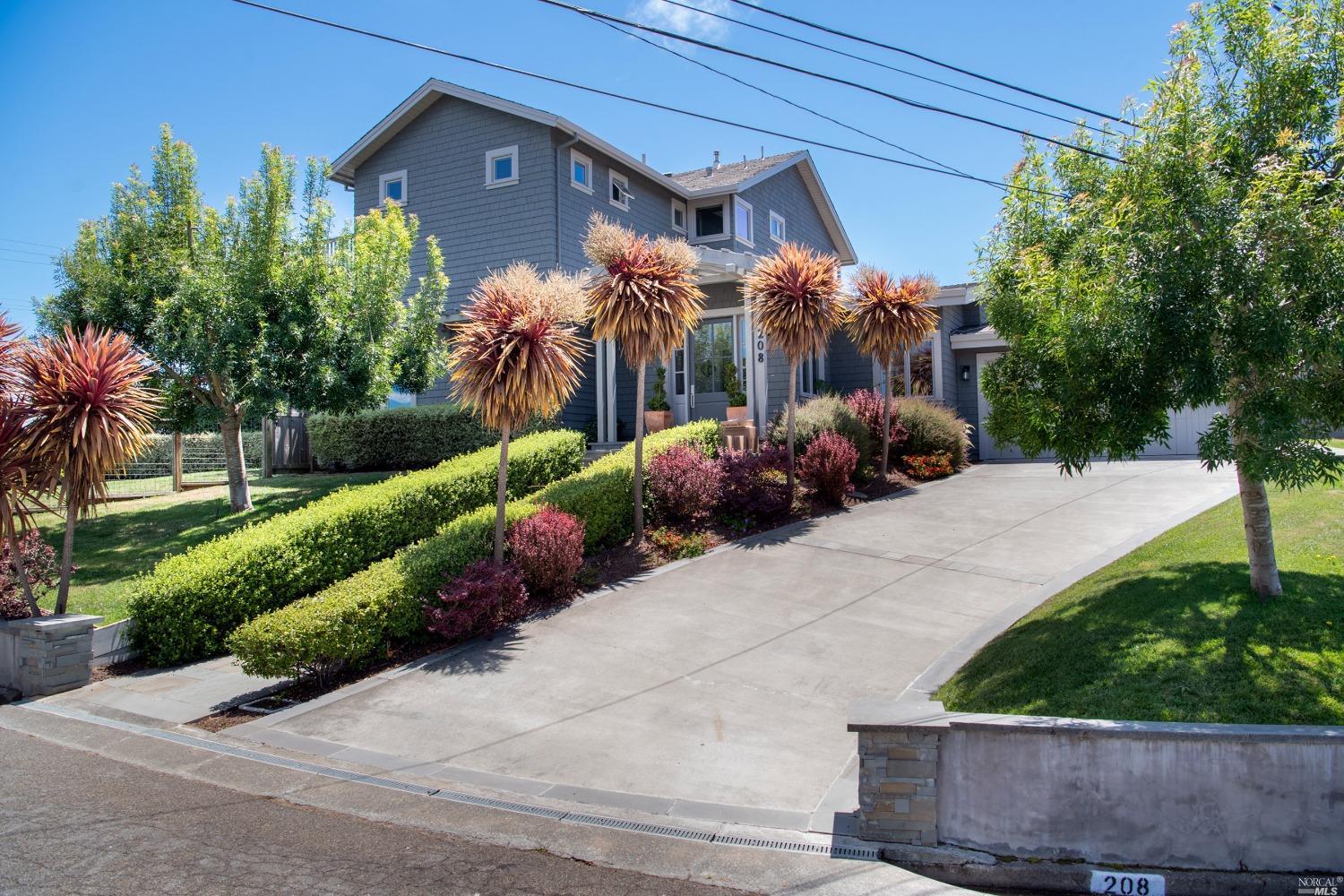 208 Reed Boulevard