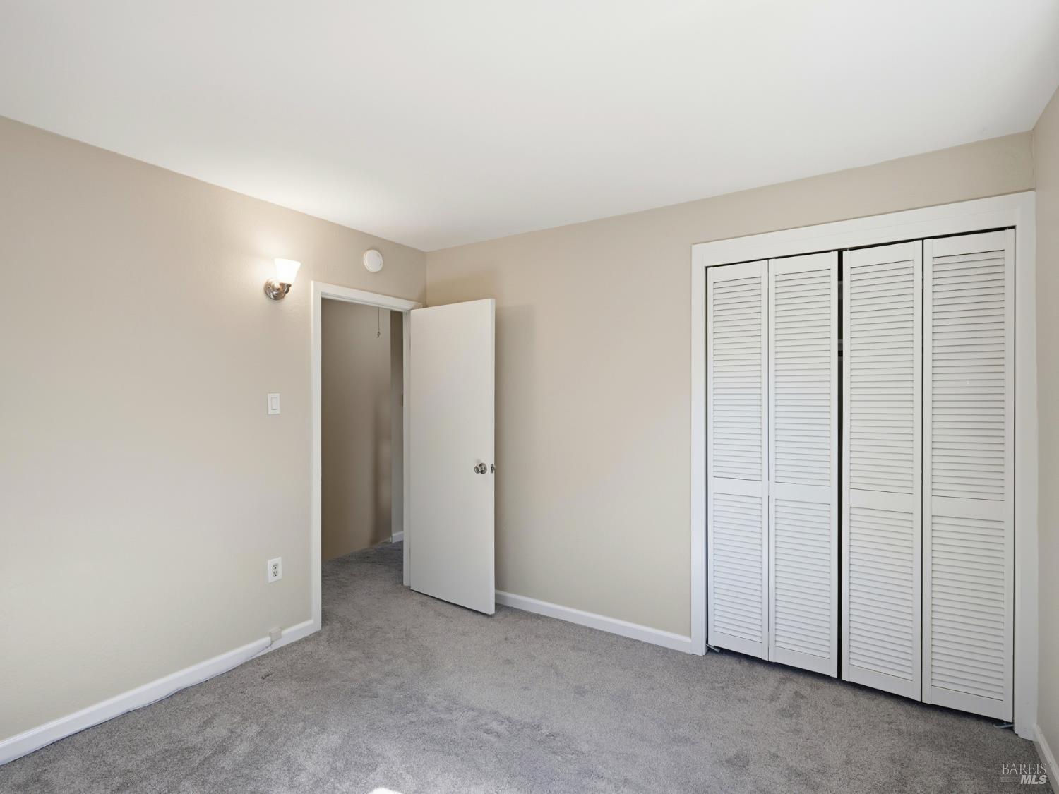 20 Livingston Court
