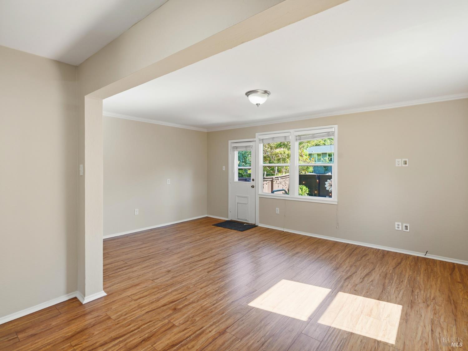 20 Livingston Court